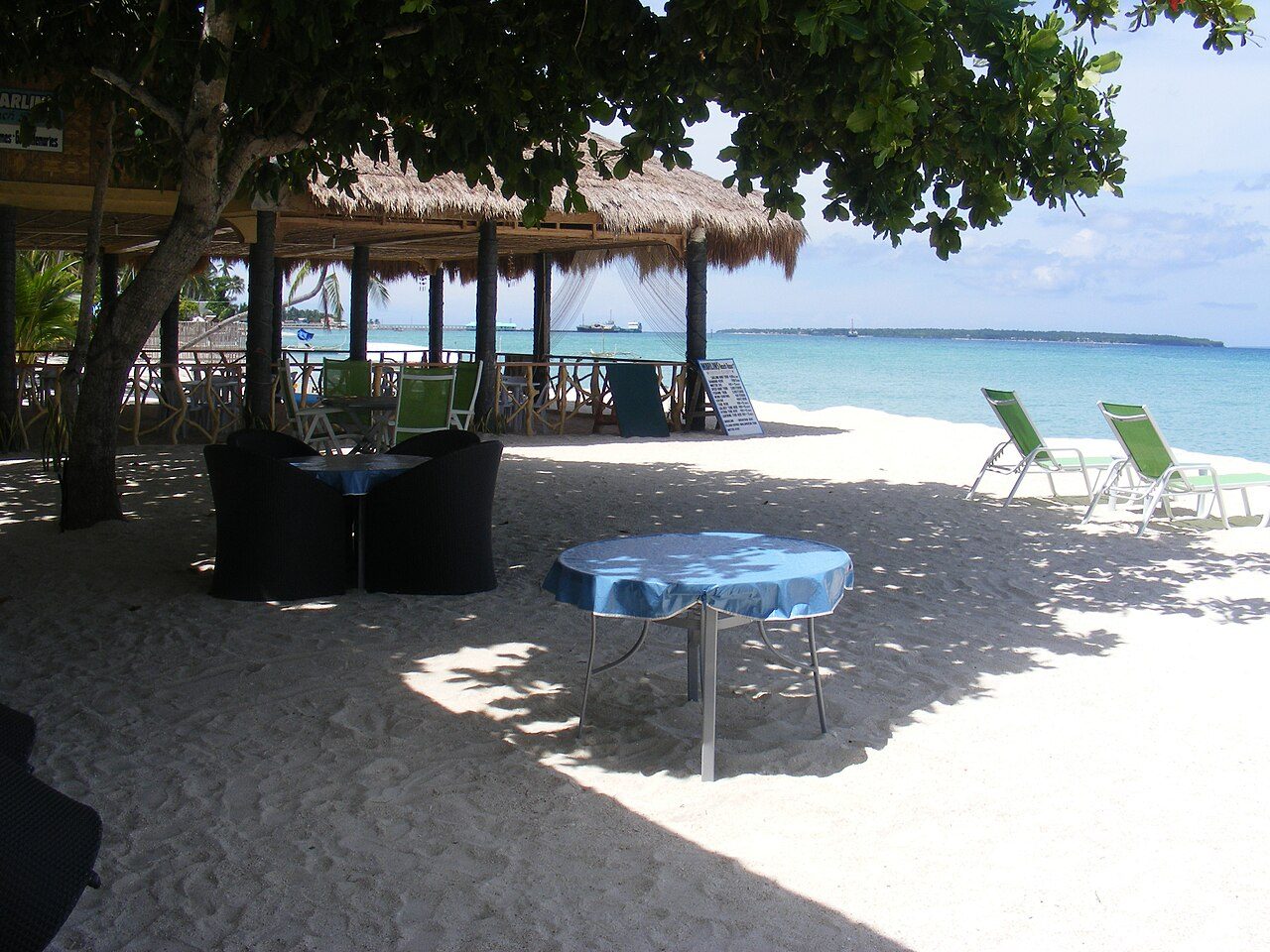Marlin's Beach Resort by the beach