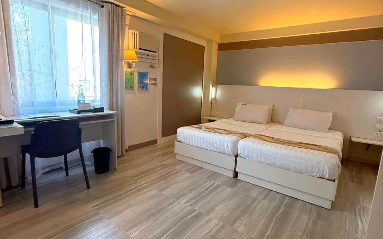 A room at Pillows Hotel